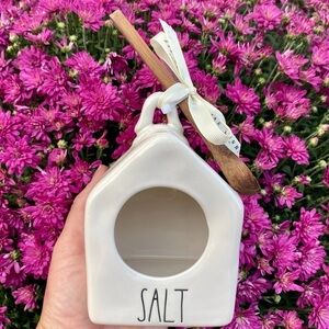 NEW Rae Dunn Cute Salt Pig Birdhouse shaped with wooden spoon for table or bath